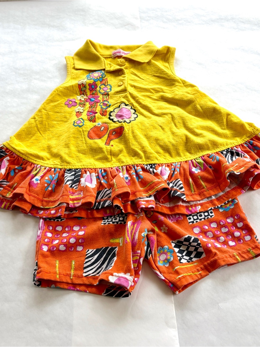 Vintage Ocean Pacific Yellow and Orange Flowers Swing Shirt with Shorts L/6X